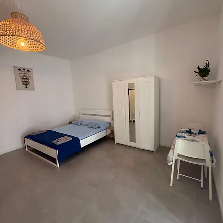 Camilla House - Canneto בית נופש *