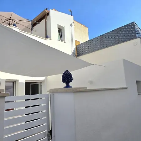 Camilla House - Canneto Holiday home