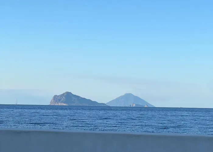 Camilla House - Canneto בית נופש